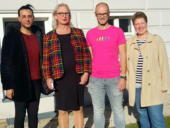 Der Landesvorstand der SPDqueer Brandenburg. Bassil Alatia, Ria Geyer, Dirk Lamm, Nancy Engel (von links nach rechts).